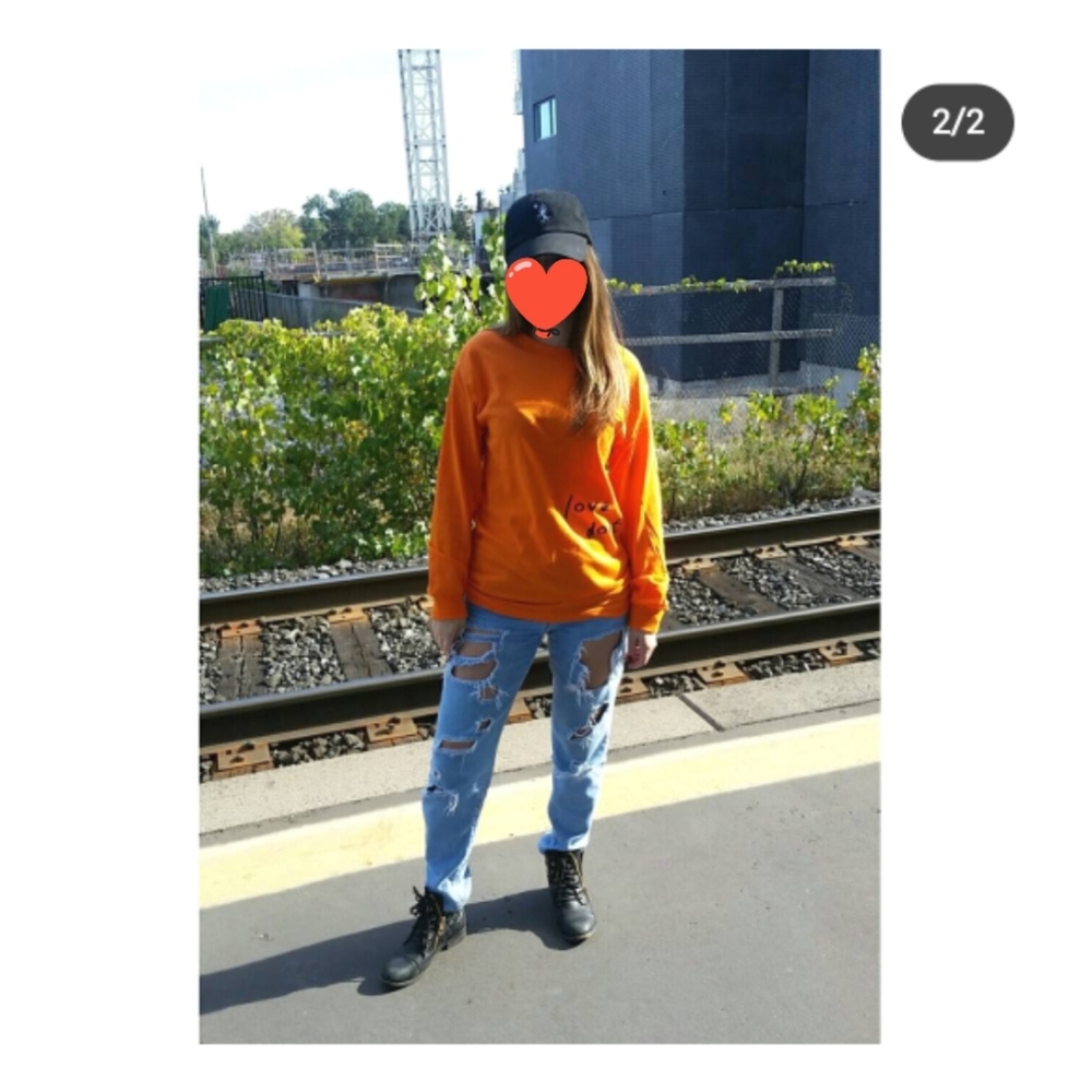 Forever 21 Ripped Jeans - Picture 2 of 4